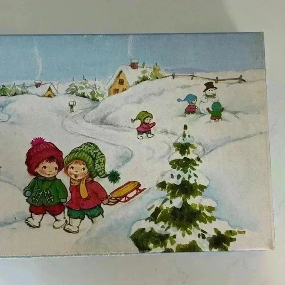 Vintage 70s Avon Canada Winter  Wonderland winter scene scented soaps - Picture 3 of 7